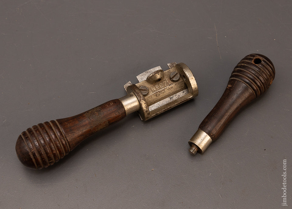 STANLEY-No.-67-Spoke-Shave-with-Round-Bottom-117042