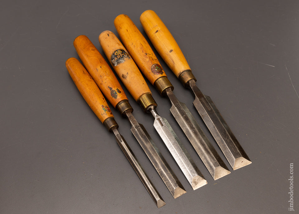Set-of-5-MARPLES-Boxwood-Handled-Bevel-Edge-Chisels-117131