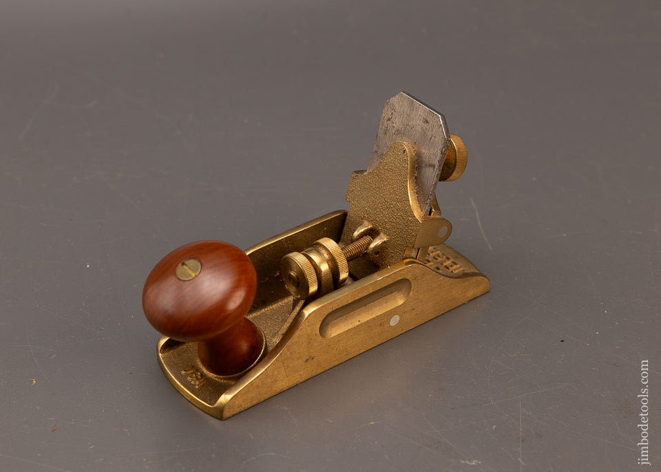 Fine-LIE-NIELSEN-No.-212-Scraper-Plane-in-Bronze-Out-of-Stock-&-Unavailable-@-Lie Nielsen-117199