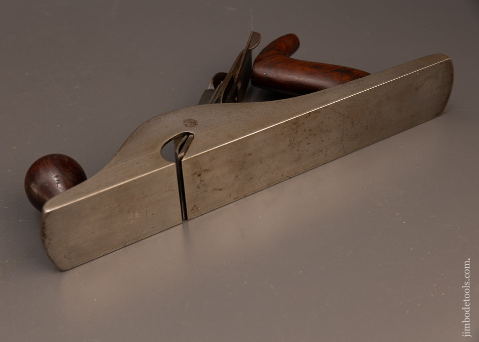 Extra-Fine-STANLEY-No.-10-Carriage-Maker’s-Jack-Rabbet-Plane-117258