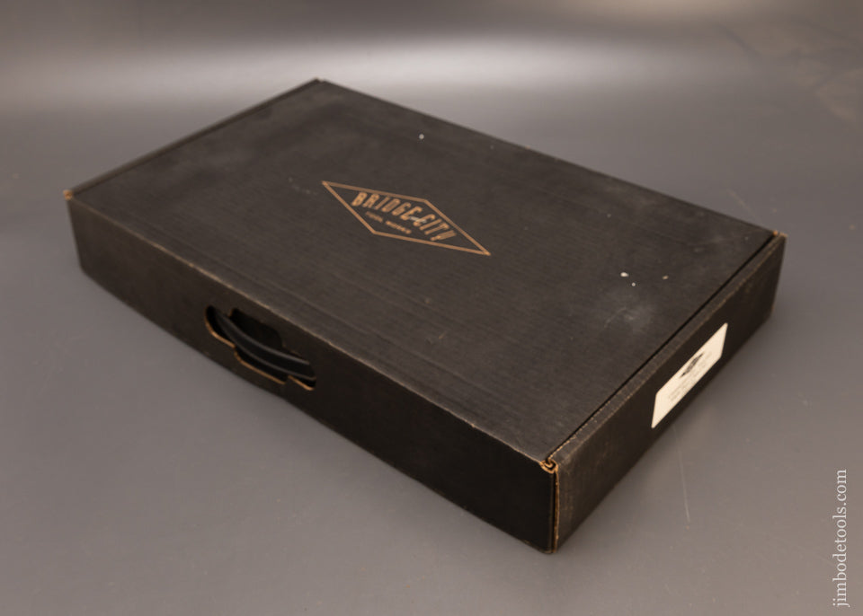 BRIDGE-CITY-TOOL-WORKS-CT-13-Eight-Piece-Chisel-Set-Mint-in-Box-117290