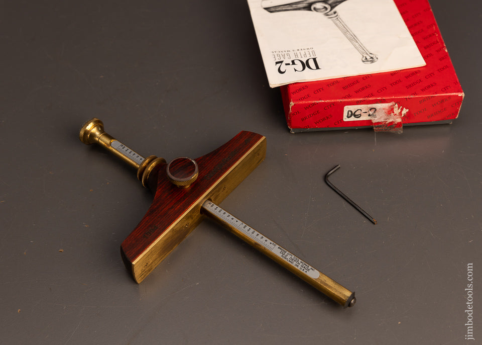 BRIDGE-CITY-TOOLS-DG-2-Depth-Gauge-Near-Mint-in-Box-117340
