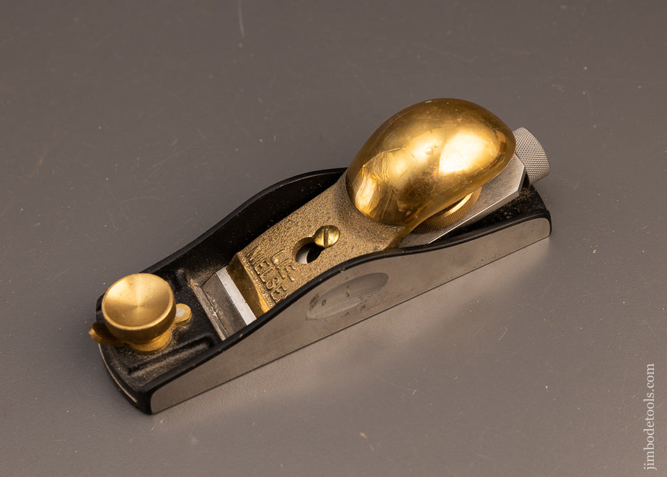 Extra-Fine-LIE-NIELSEN-No.-60-1/2-Low-Angle-Smooth-Plane-with-Adjustable-Mouth-117412