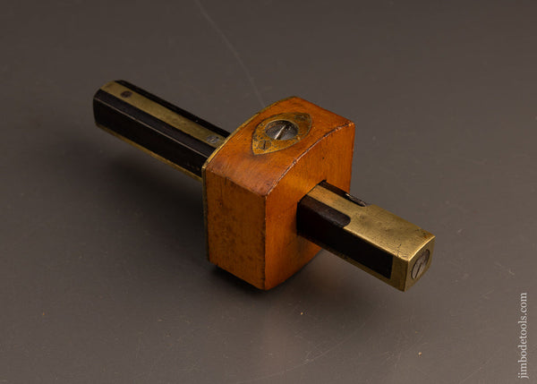 Gorgeous-Brass-Framed-English-Mortise-Gauge-117478