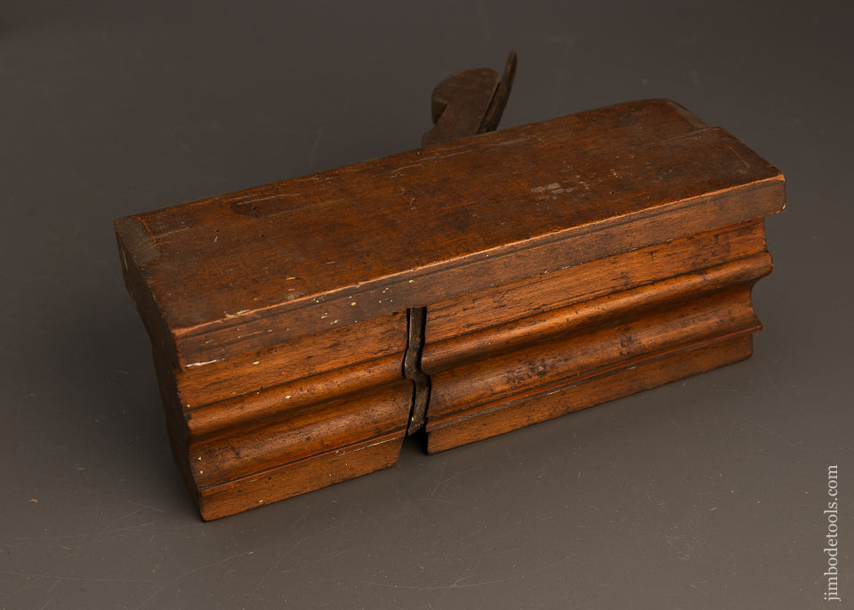 Massive-3-1/2-Inch-Wide-Moulding-Plane-by-CROW-CANTERBURY-117515