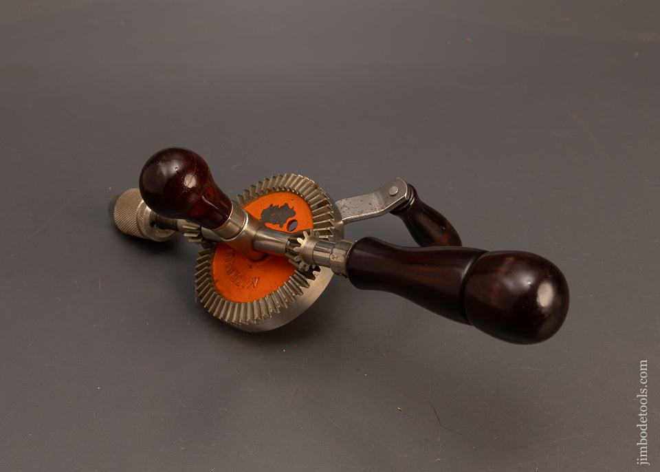 Near-Mint-in-Box-STANLEY-No.-1617-Hand-Drill-with-Rosewood-Handles-117550