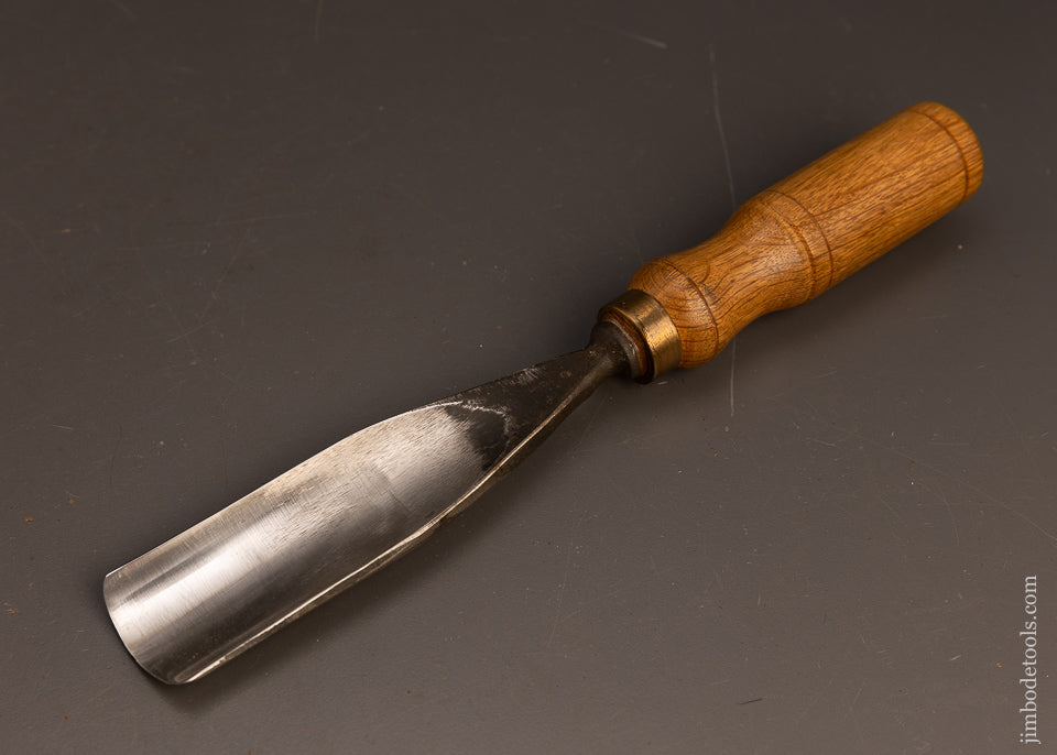 Monster-1-5/8-Inch-Wide-No.-7-Carving-Gouge-by-H.-TAYLOR-117576