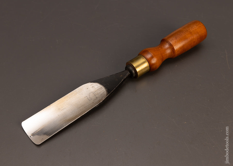 FAT-1-1/2-Inch-H.-TAYLOR-No.-5-Carving-Chisel,-Gouge-117577