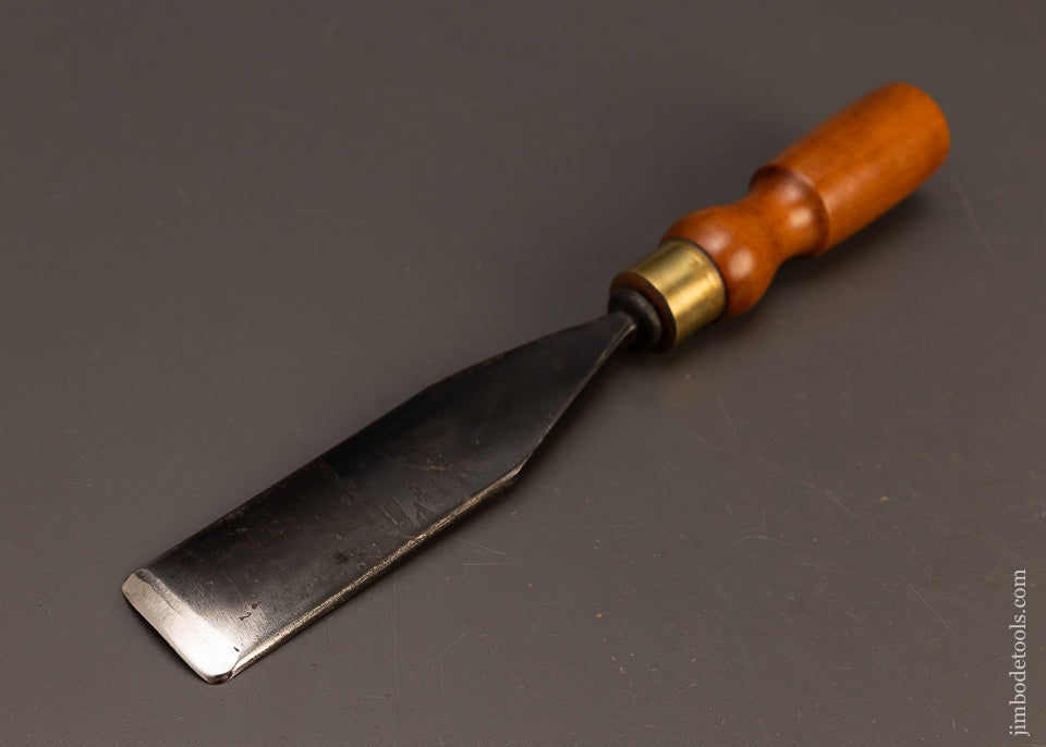 FAT-1-1/2-Inch-H.-TAYLOR-No.-5-Carving-Chisel,-Gouge-117577
