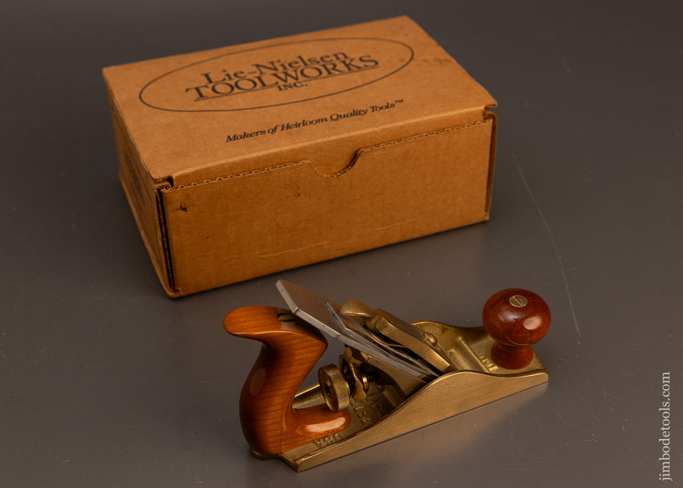 Discontinued BRONZE LIE NIELSEN No. 1 Smooth Plane Mint in Box - 117682