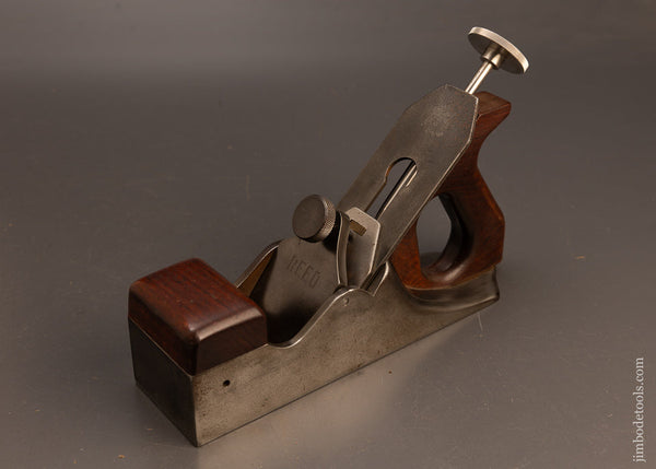 Unusual-Solid-Sculpted-Iron-Infill-Smooth-Plane-REED-117733