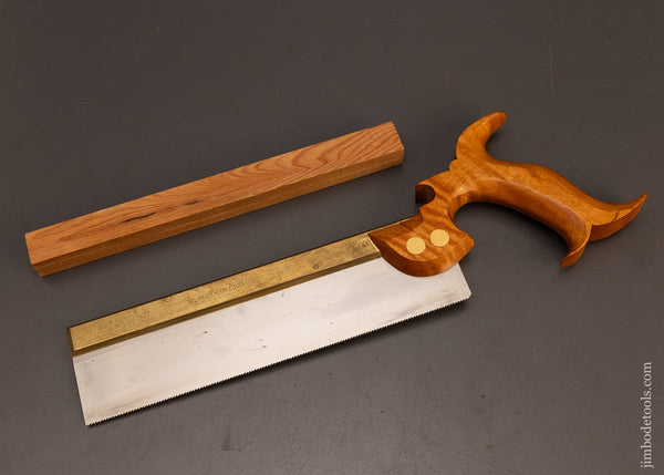 LIE-NIELSEN-Independence-Tool-Brass-Back-Dovetail-Saw-with-Discontinued-Tiger-Maple-Handle-117838