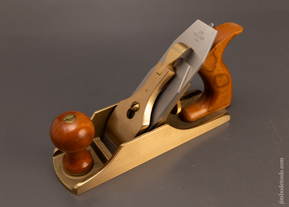 Out-of-Stock-&-Unavailable-Bronze-LIE-NIELSEN-No.-4-Smooth-Plane-117912