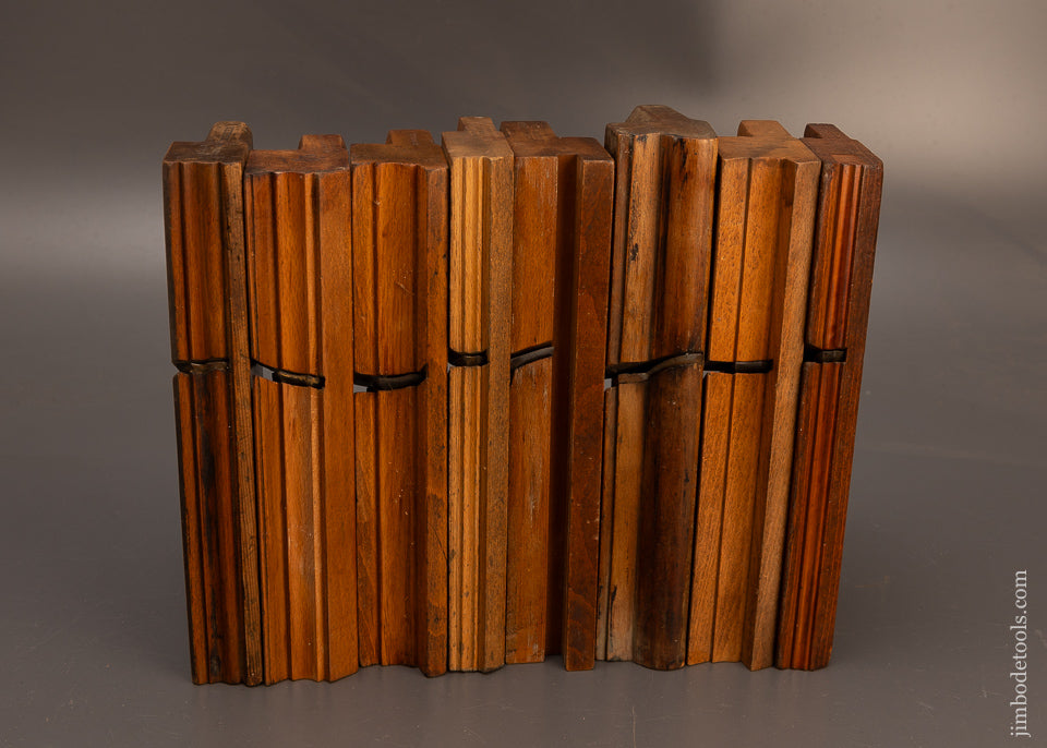 Really-Good-Set-of-8-Wooden-Moulding-Planes-117926