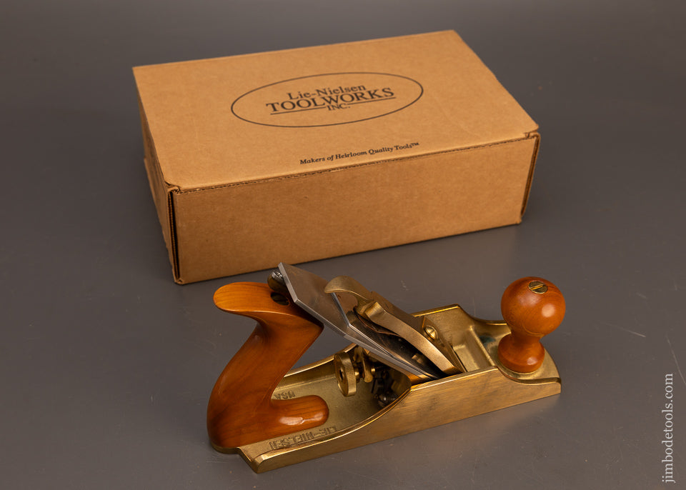 Bronze-LIE-NIELSEN-No.-4-Smooth-Plane-Near-Mint-in-Box-Unused-Out-of-Stock-@-Lie-Nielsen-118003