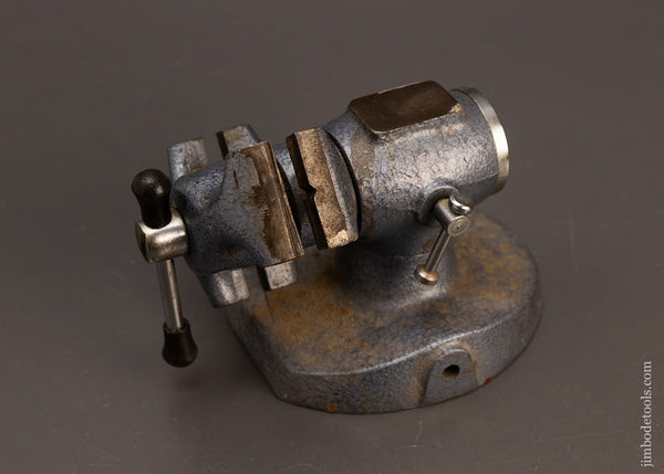Mint-1-1/2-Inch-Pattern-Maker’s-Swivel-Head-Vise-with-Dual-Jaws-118005