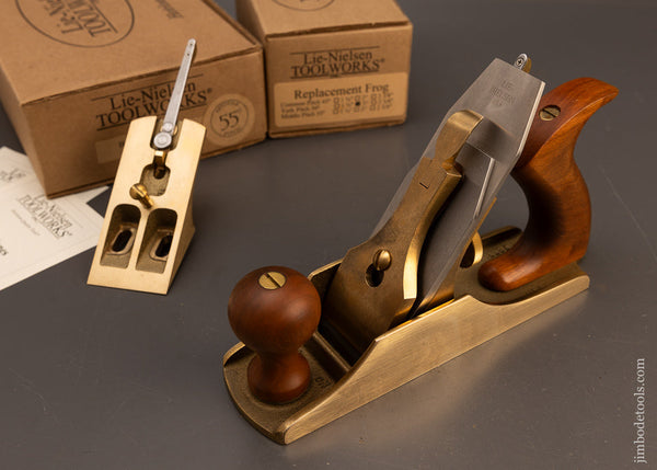 Near-Mint-in-Box-Bronze-LIE-NIELSEN-No.-4-Smooth-Plane-with-Both-45°-&-Discontinued-55°-Frogs-118006