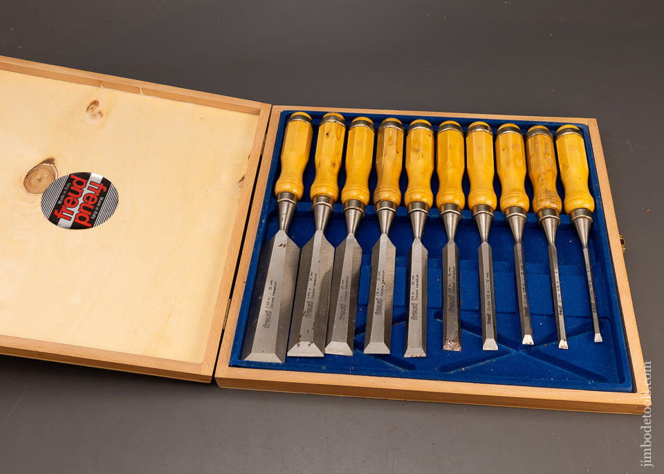 FREUD-Set-of-10-Boxwood-Handled-Bevel-Edge-Chisels-Near-Mint-in-Box-118103