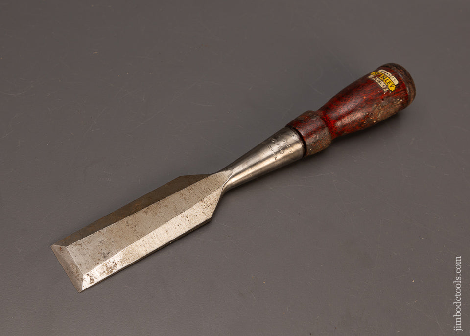 Extra-Fine-STANLEY-No.-750-Chisel-1-1/4-x-9-1/4-Inches-118112