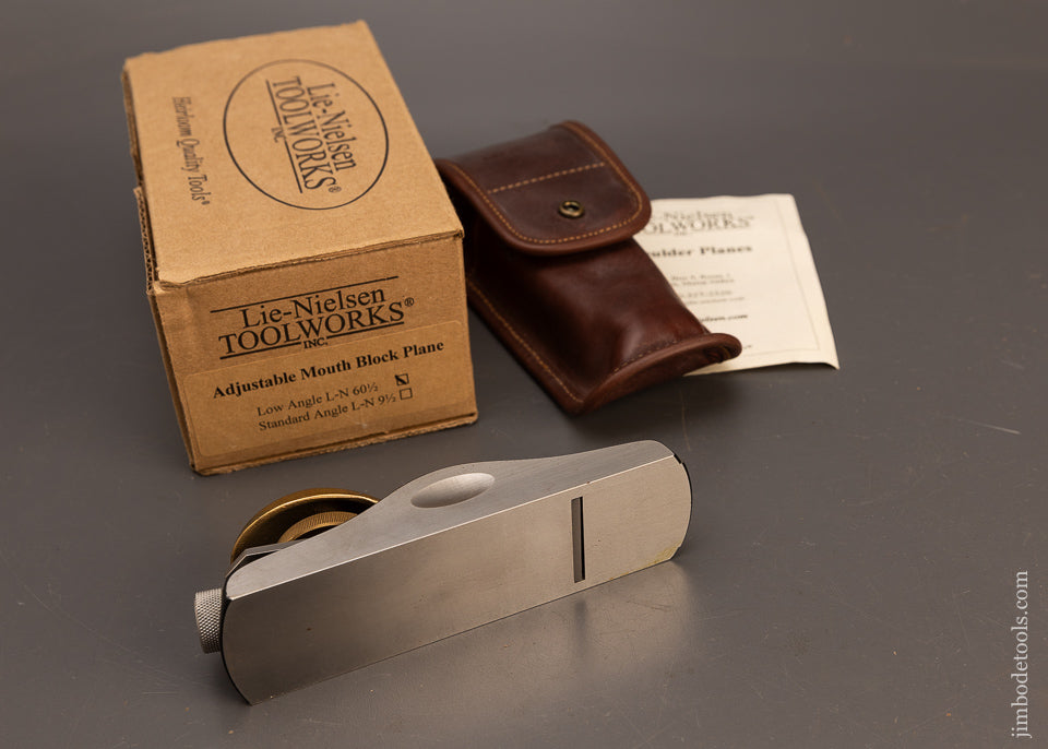 Backordered-&-Unavailable-LIE-NIELSEN-No.-60-1/2-Low-Angle-Block-Plane-with-Adjustable-Mouth-&-Sheath-118120