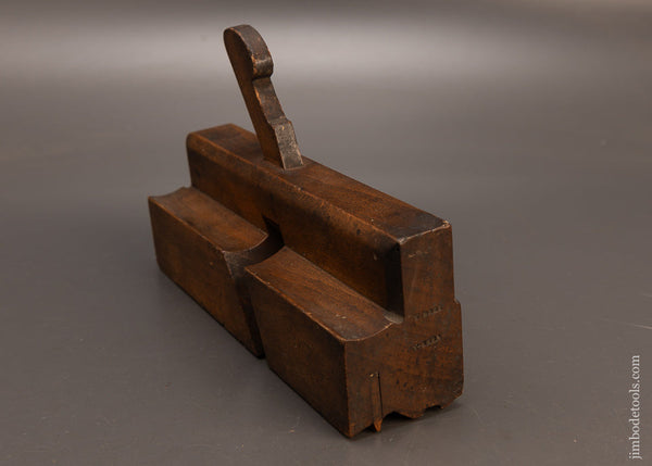 Fine-2-1/2-Inch-Wide-Moulding-Plane-by-W.-GREENSLADE-BRISTOL-118147