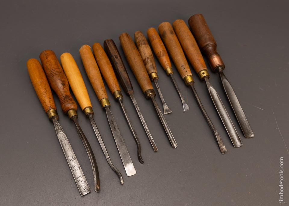 Set-of-12-Good-ADDIS-Carving-Tools-118148