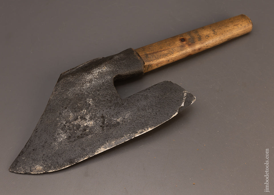 Adorable-Baby-Goose-Wing-Axe-118305