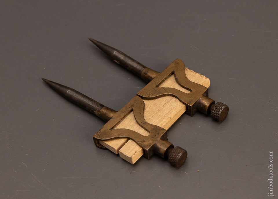 Pretty-Pair-of-5-Inch-Brass-Trammel-Points-118328