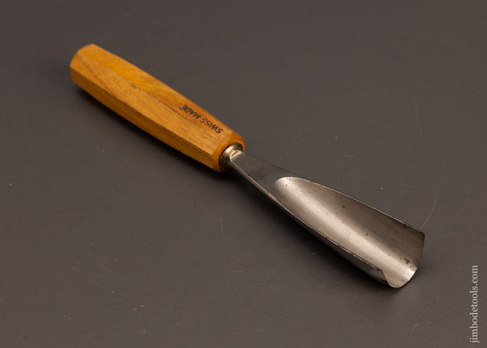 Fat-PFEIL-SWISS-MADE-No.-11-Carving-Gouge-1-1/4-Inch-Wide-118343