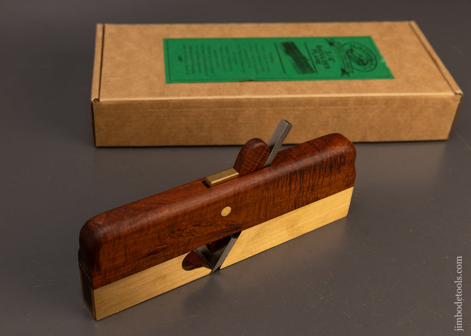 H.N.T.-GORDON-3/4-Inch-Shoulder-Plane-in-Ringed-Mulga-Dead-Mint-in-Box-118422A