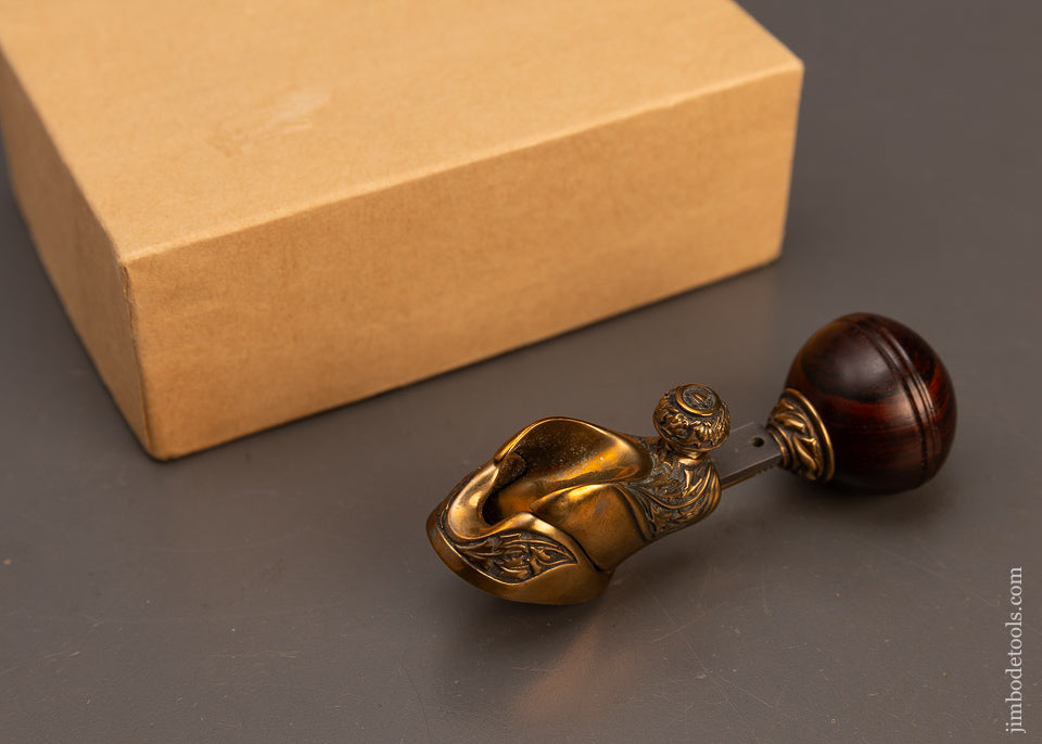 Snail-Tail-Handled-Violinmaker’s-Plane-by-CHRISTOPHER-LAARMAN-118428