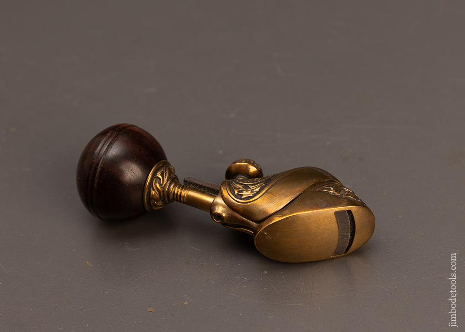 Snail-Tail-Handled-Violinmaker’s-Plane-by-CHRISTOPHER-LAARMAN-118428