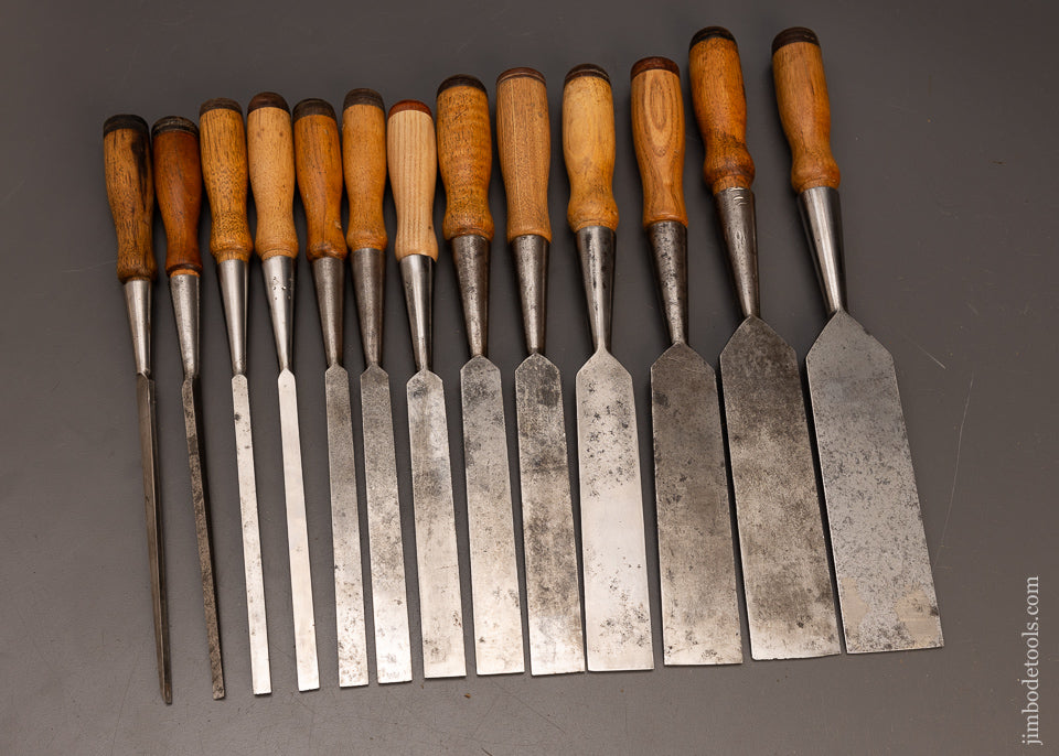 Phenomenal JAMES SWAN Complete Set of 12 Socket Firmer Chisels118477
