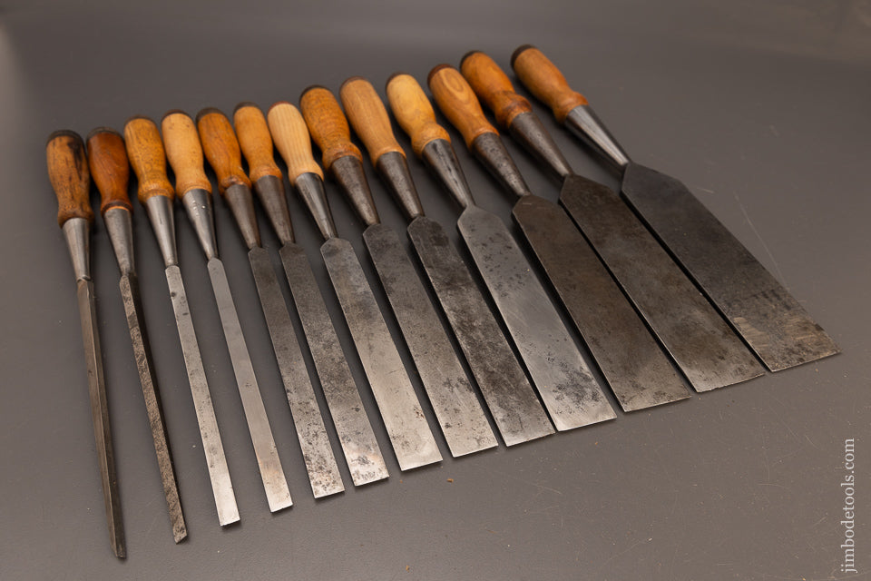 Phenomenal JAMES SWAN Complete Set of 12 Socket Firmer Chisels118477