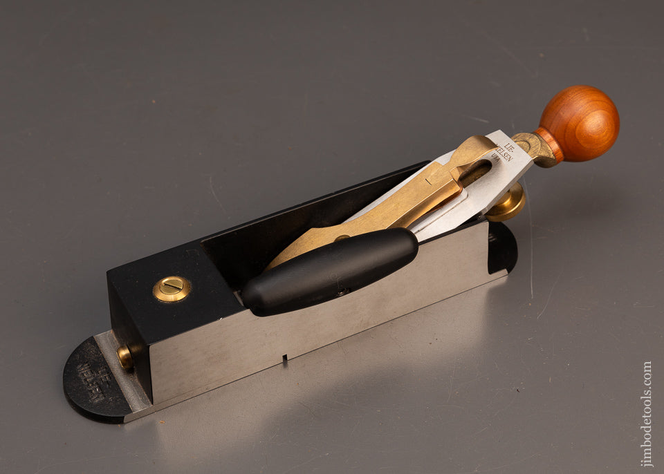 Discontinued-LIE-NIELSEN-No.-9-Miter-Plane-with-Hot-Dog-Handle-118603-AS-OF-DEC-10