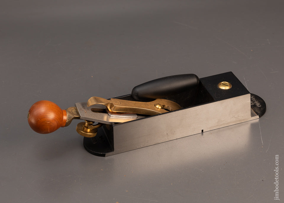 Discontinued-LIE-NIELSEN-No.-9-Miter-Plane-with-Hot-Dog-Handle-118603-AS-OF-DEC-10