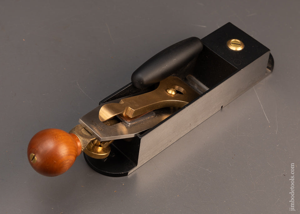 Discontinued-LIE-NIELSEN-No.-9-Miter-Plane-with-Hot-Dog-Handle-118603-AS-OF-DEC-10