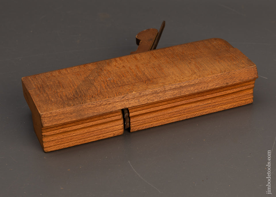 Stunning-Near-Mint-Cluster-Bead-Moulding-Plane-GRIFFITHS-NORWICH-118714