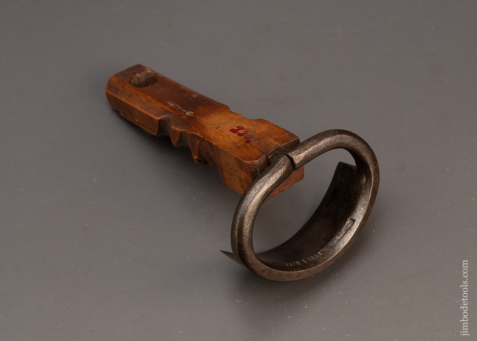 Awesome-Chair-Maker’s-Scorp-L.-MORRIS-LITTLE-BALT.-118747