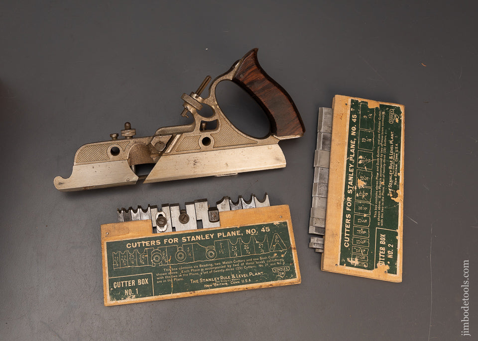 Fine-&-100%-Complete-STANLEY-No.-45-Combination-Plane-118748