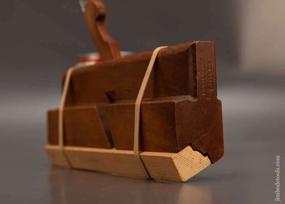 Fine-&-Rare-J.W.-MASSEY-Ovoloe-Moulding-Plane-with-It’s-Product-118818
