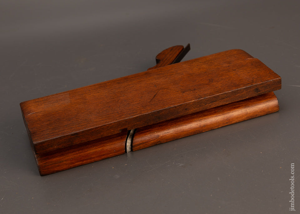 H.-CHAPIN-UNION-FACTORY-Fenced-Ogee-Moulding-Plane-with-It’s-Product-Fine-118819