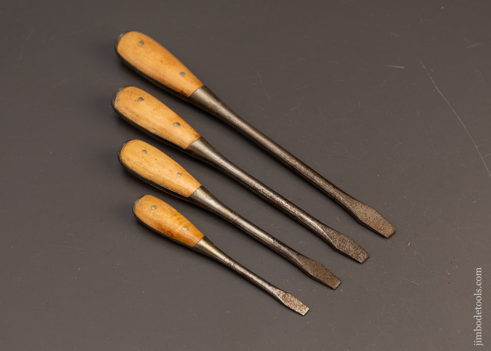 Mint-Set-of-Perfect-Handle-Screwdrivers-by-IRWIN-118936