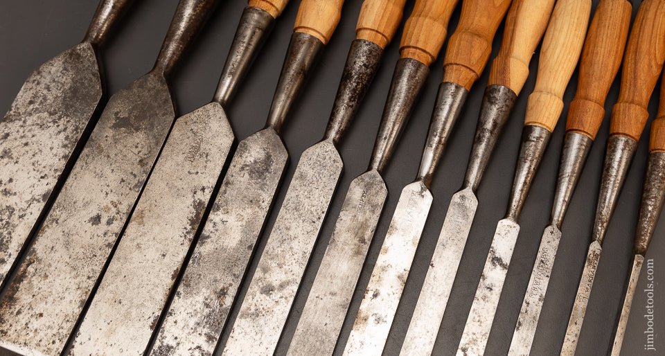 Fine-Complete-Set-of-12-T.H.-WITHERBY-Square-Edge-Socket-Firmer-Chisels-118951