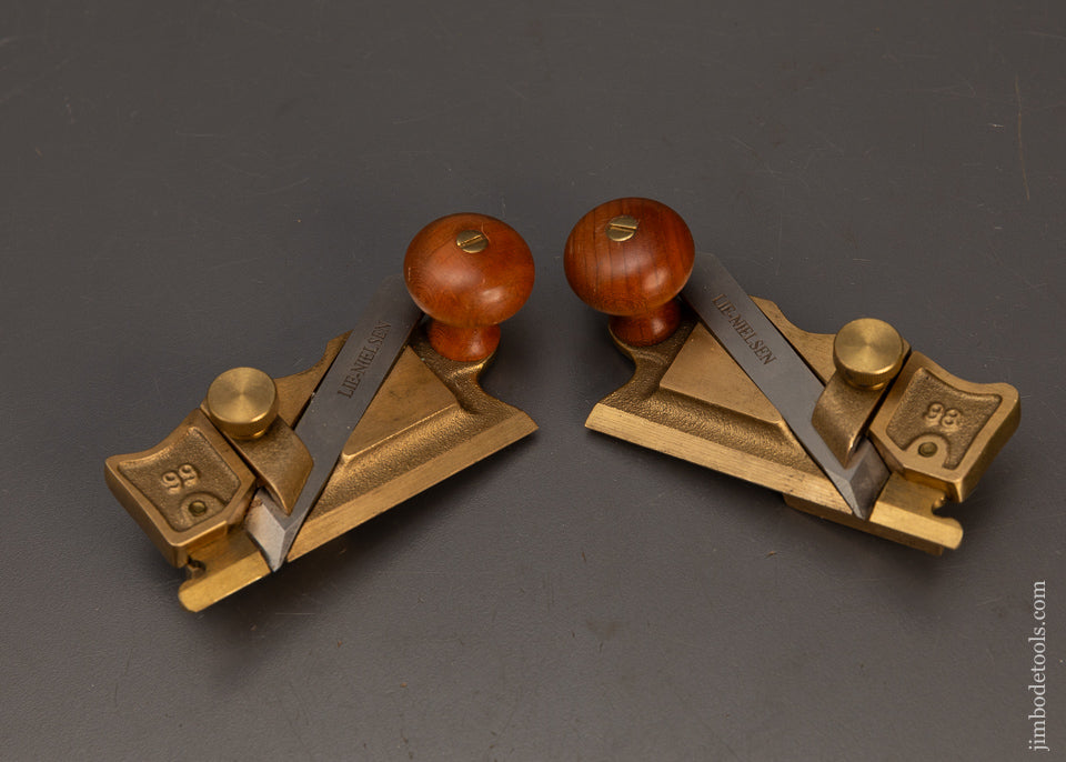 Near-Mint-Pair-of-LIE-NIELSEN-No.-98-&-99-Bronze-Side-Rabbet-Planes-119052-AS-OF-MAR-31