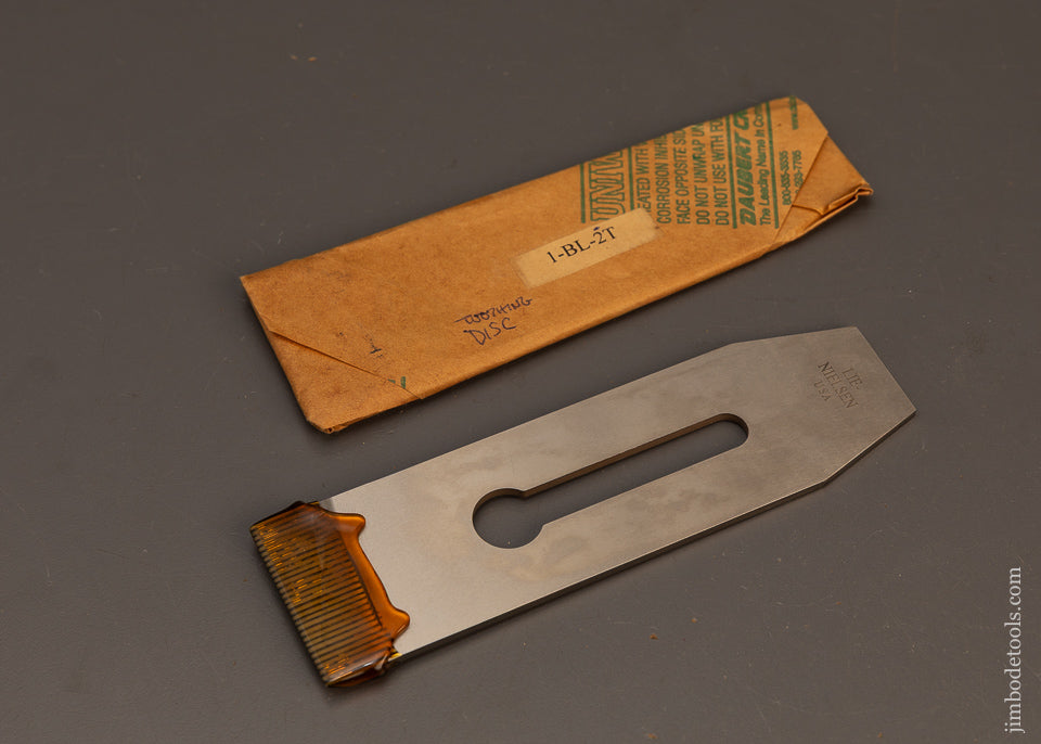 Discontinued-LIE-NIELSEN-2-Inch-Toothing-Iron-119101