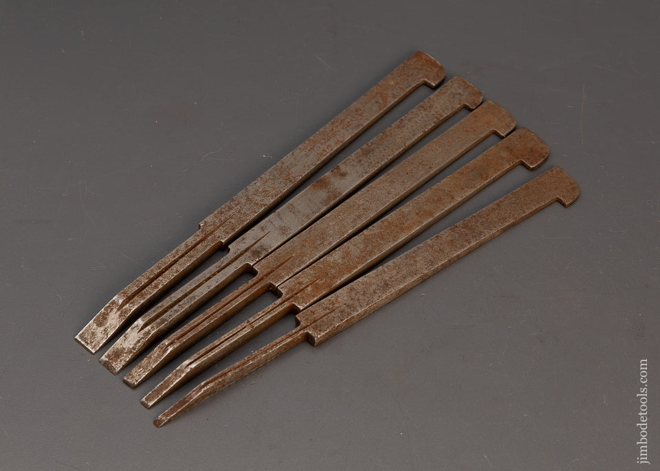 Graduated-Set-of-5-Plow-Plane-Irons-by-HILDICK-119129