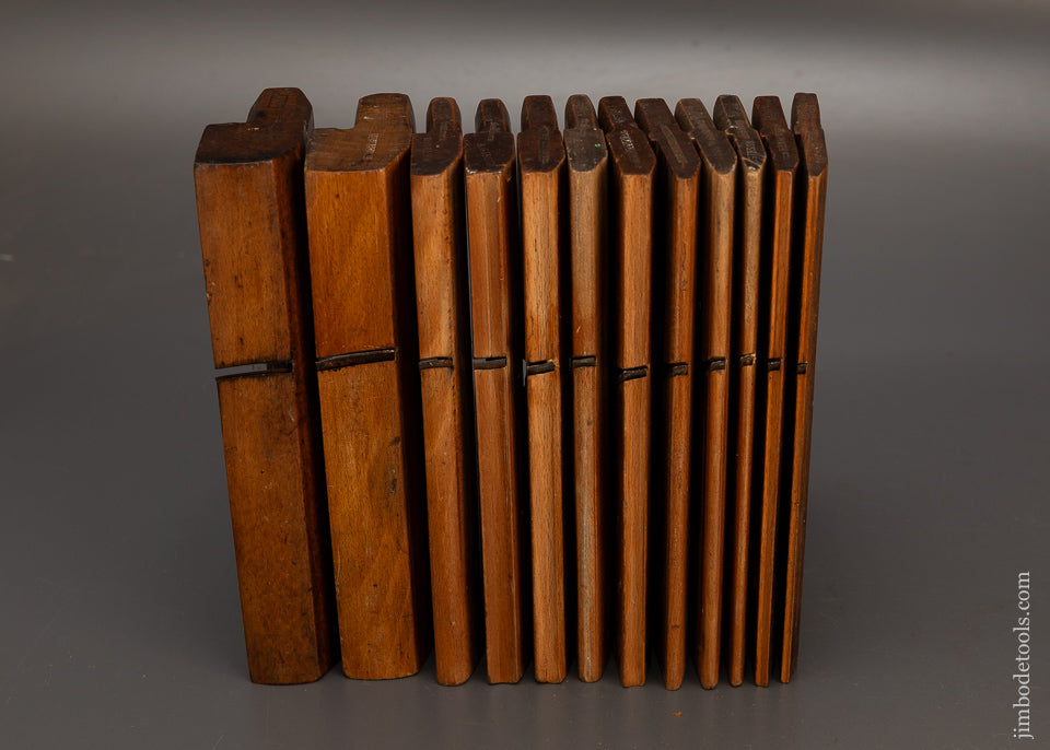 Good-User-Graduated-Set-of-12-Hollow-&-Round-Moulding-Planes-by-S.-KING-HULL-119395