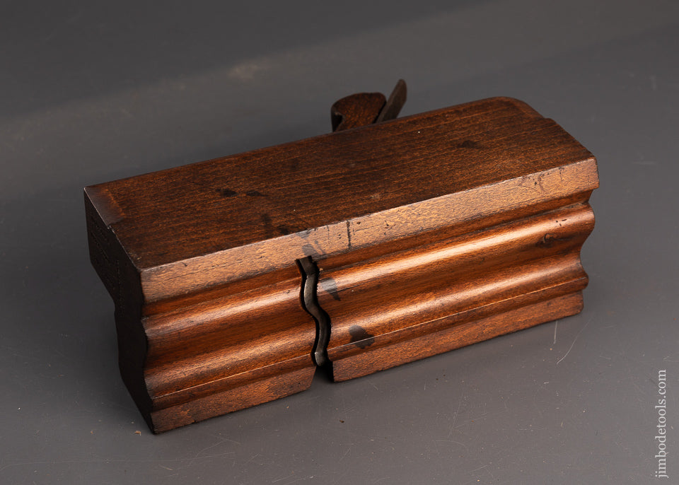 Massive-3-5/8-Inch-Wide-Moulding-Plane-by-HATHERSICA-(Overstamped)-119402
