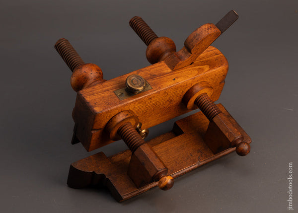 A.-HOWLAND-N.Y.-Screw-Arm-Plow-Plane-119421